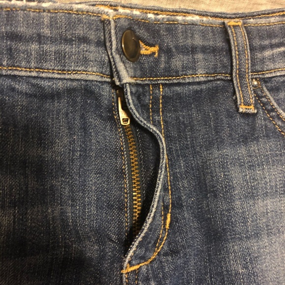 Joe’s Jeans Cut off Shorts - The Ozzie - Picture 6 of 9